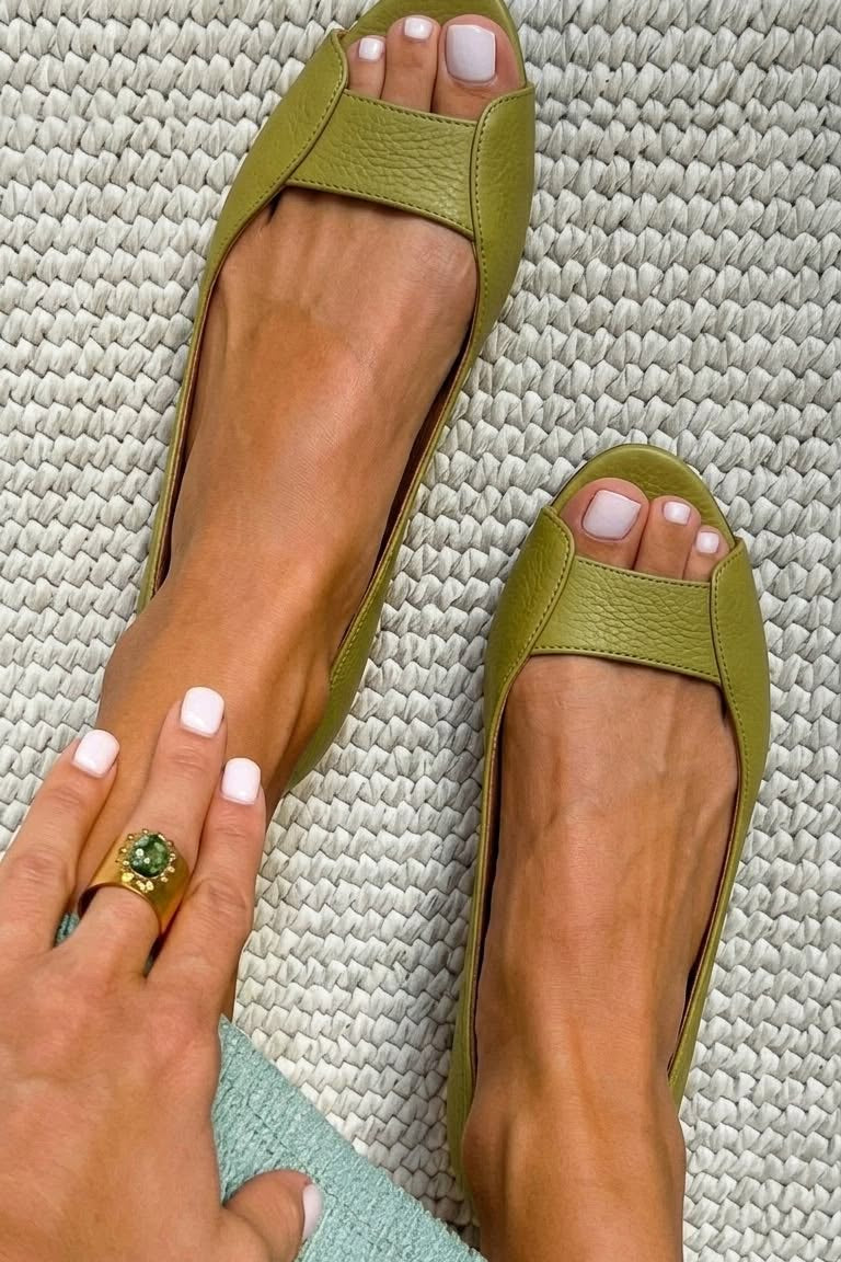 Adelina | Elegante Goldene Komfortsandalen