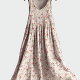 Weisses Trägerkleid mit zarten Blüten
