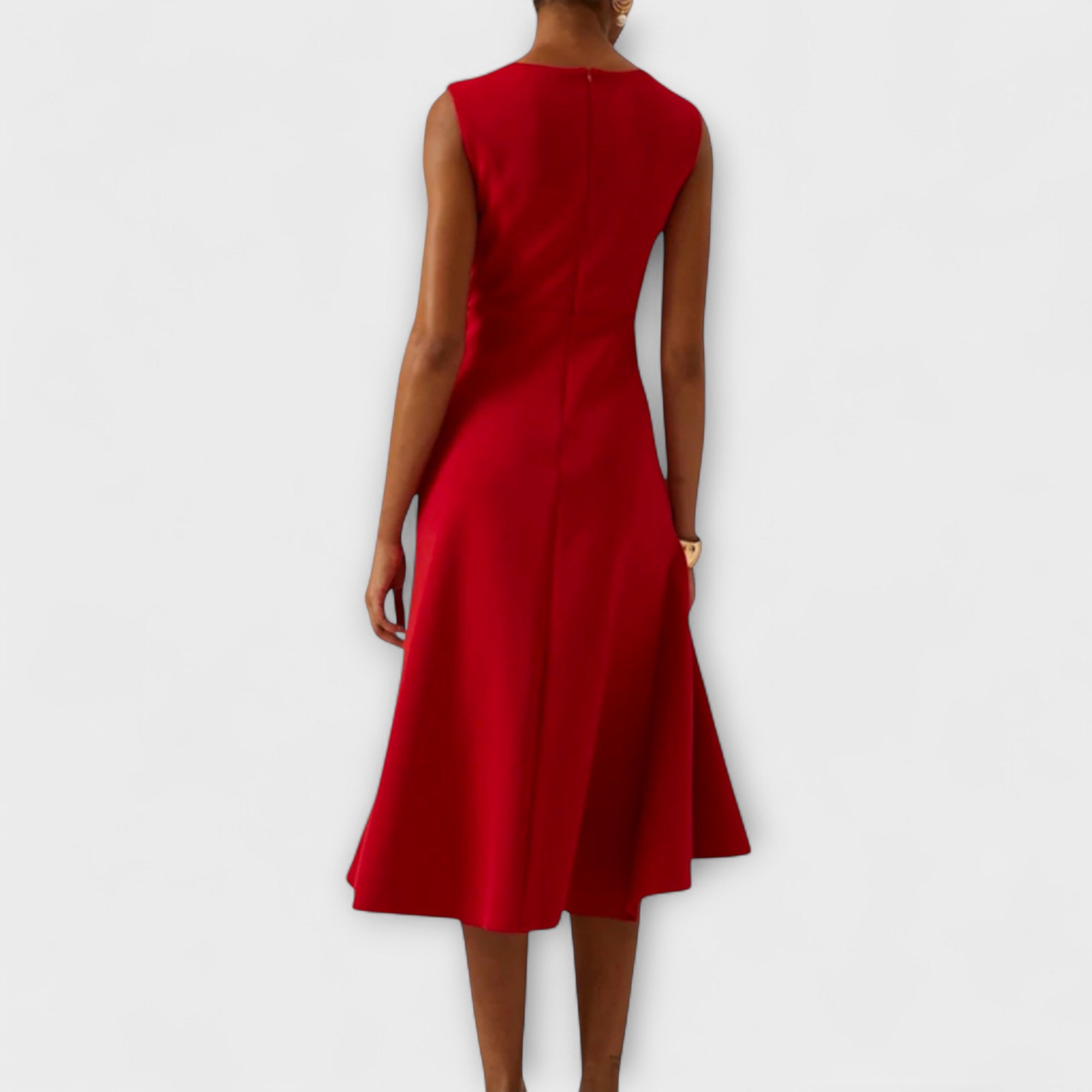 Juliette - Rostrotes drapiertes asymmetrisches Midikleid
