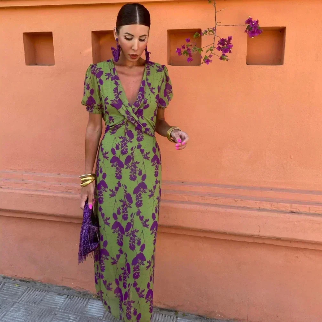 Zoé - Grünes Maxikleid mit lila Blütenmuster