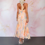 Aurora - Pastellfarbenes Neckholder-Maxikleid
