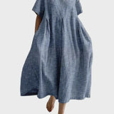 Blaues Streifen-Leinenkleid