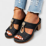 Margarete - Stilvolle Schwarze Sandalen