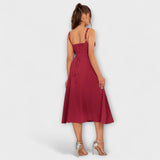 Hope - Cremefarbenes Kleid mit Rüschen und Schlitz