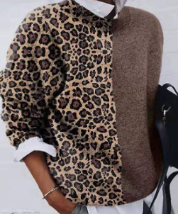 Marina - Brauner Pullover mit Leo-Ärmeln