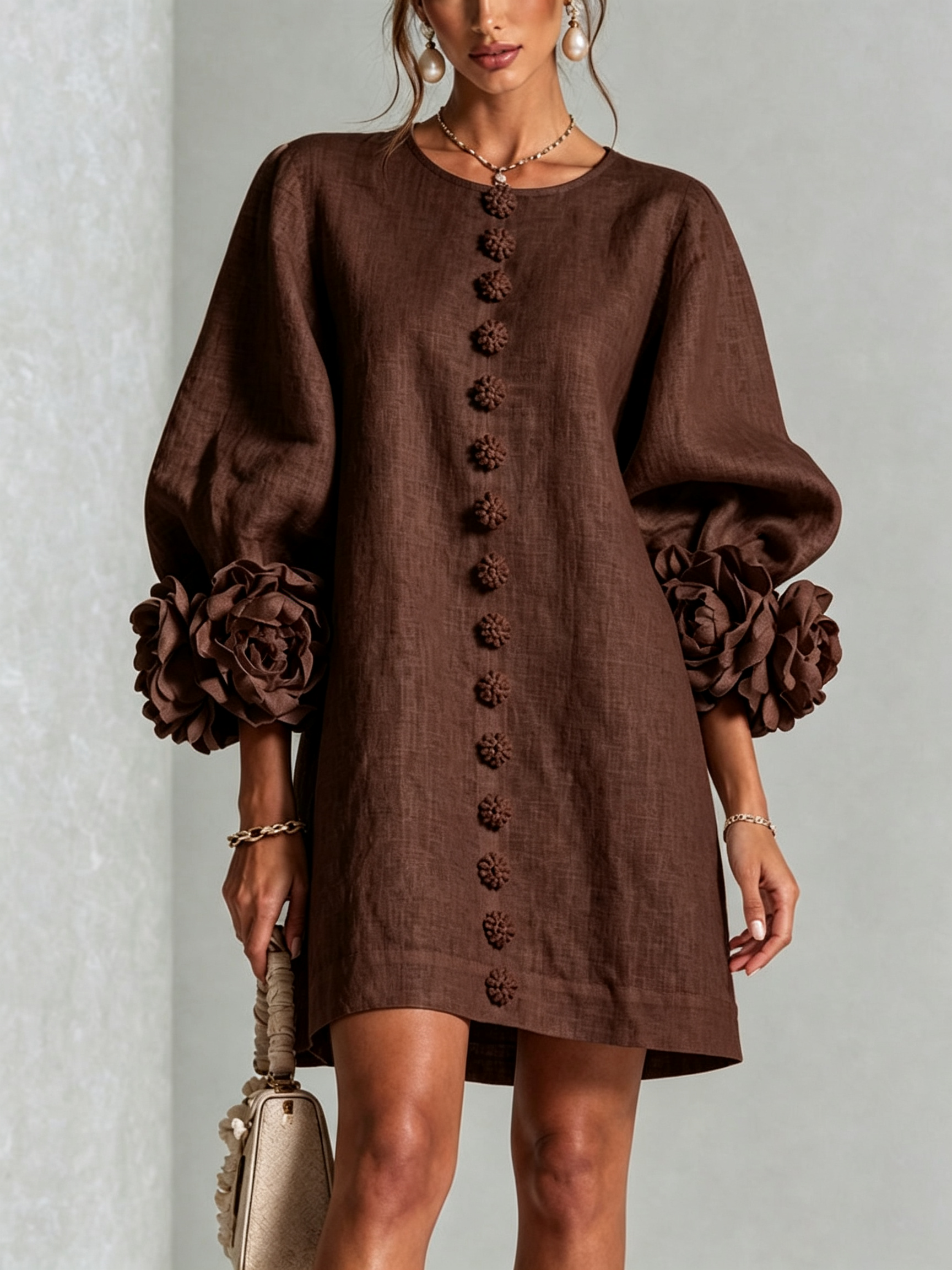 Anita - Elegantes Minikleid mit Rosendetails