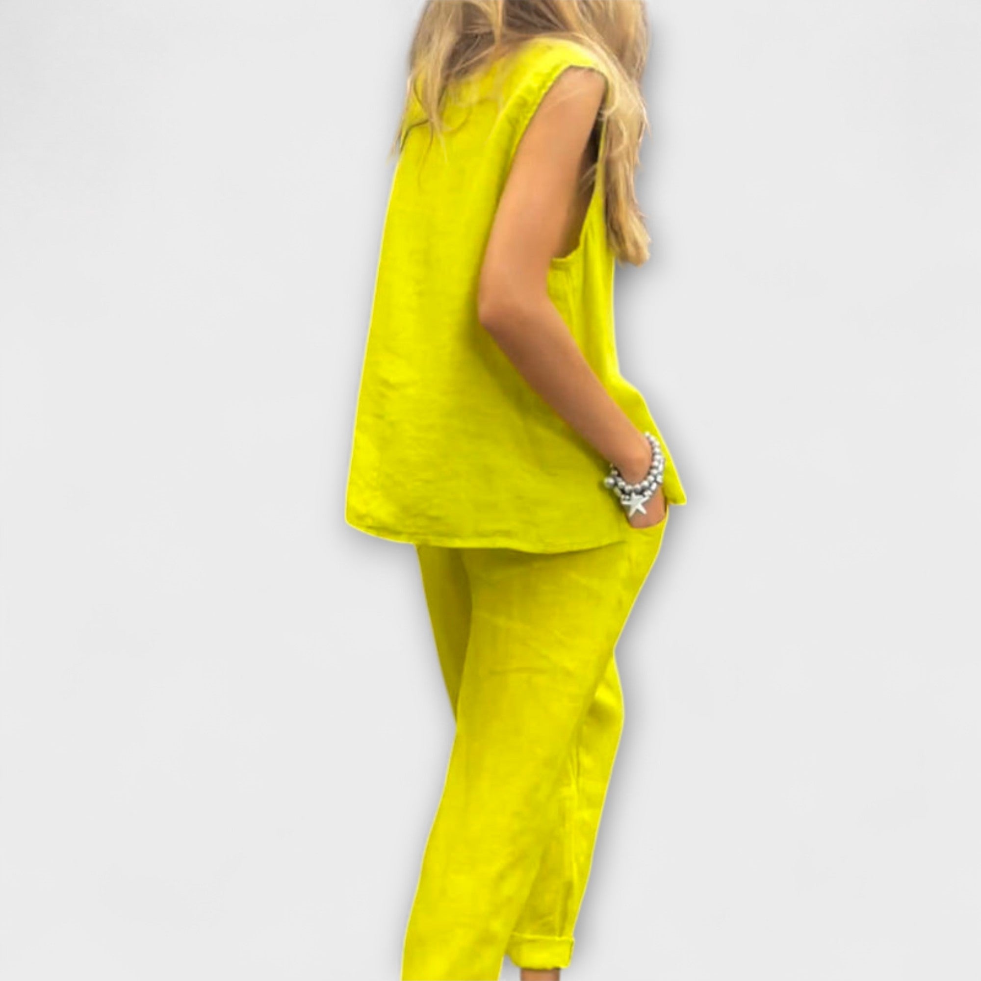 Jennifer - Gelbes Leinen-Set mit ärmellosem Top