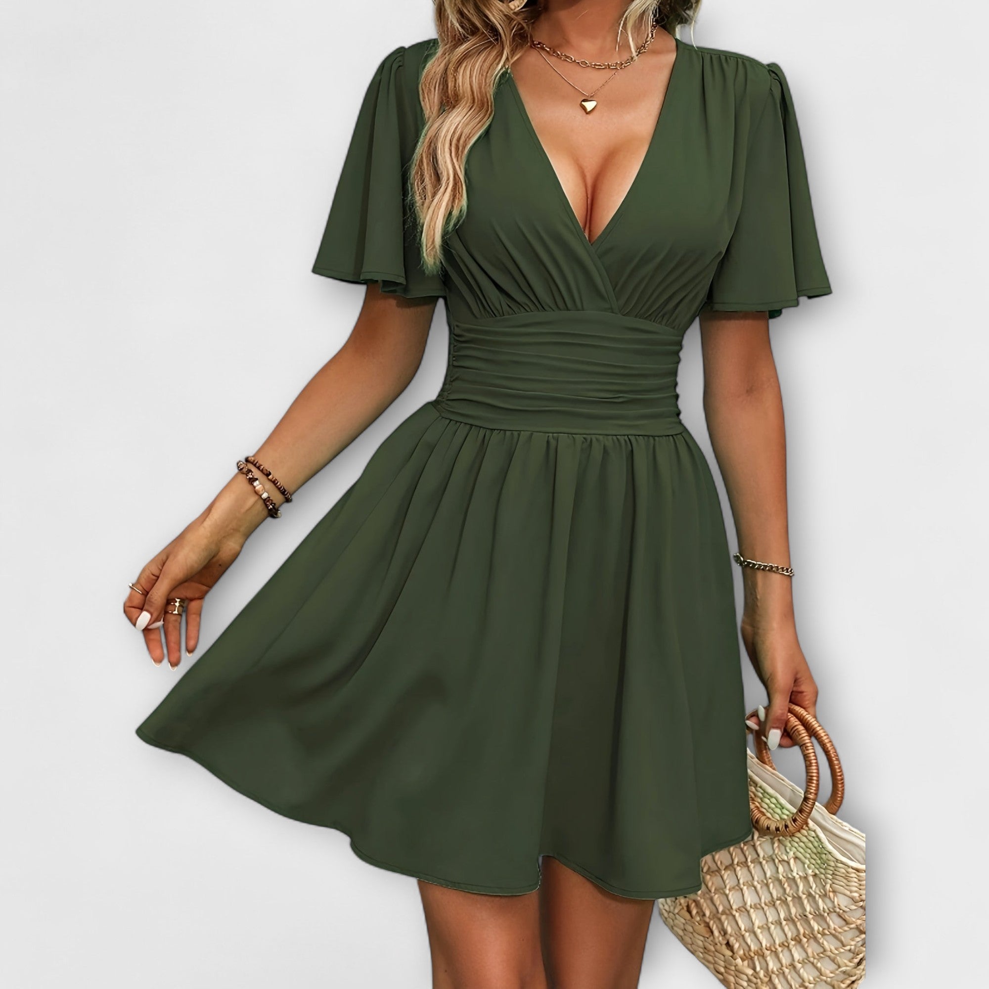 Winslet - Grünes Kleid mit geraffter Taille und V-Ausschnitt