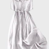 Fliederfarbenes Knopfleistenkleid