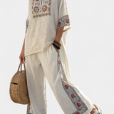 Amália - Beiges mediterranes Set mit Stickerei