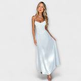 Alanis - Weisses Midikleid in Satin-Optik