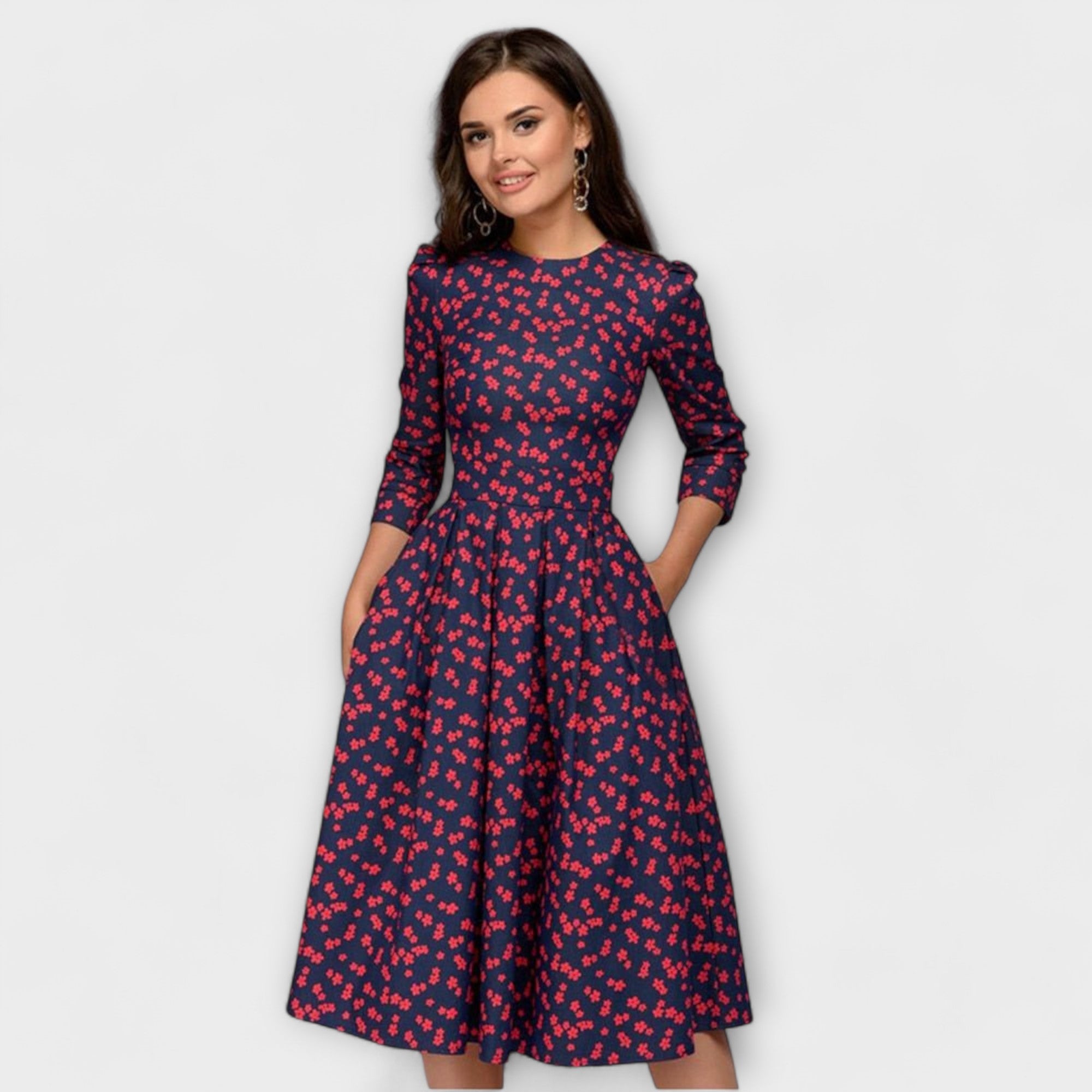 Retrozo - Cremefarbenes knielanges Kleid mit Blüten